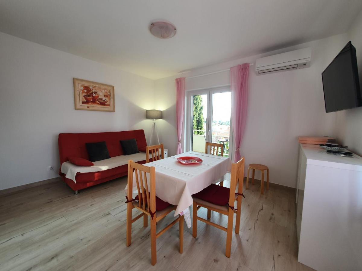 Zic Apartment *